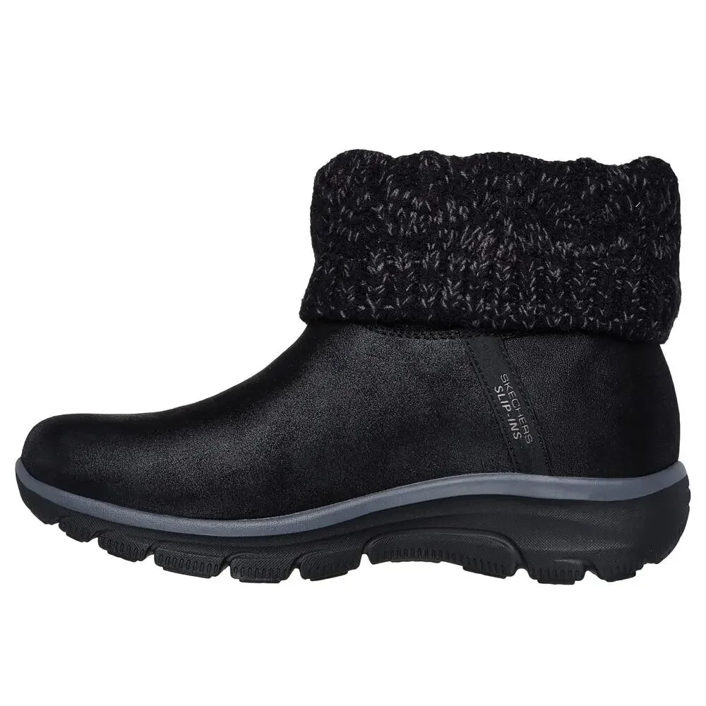 Skechers stay warm